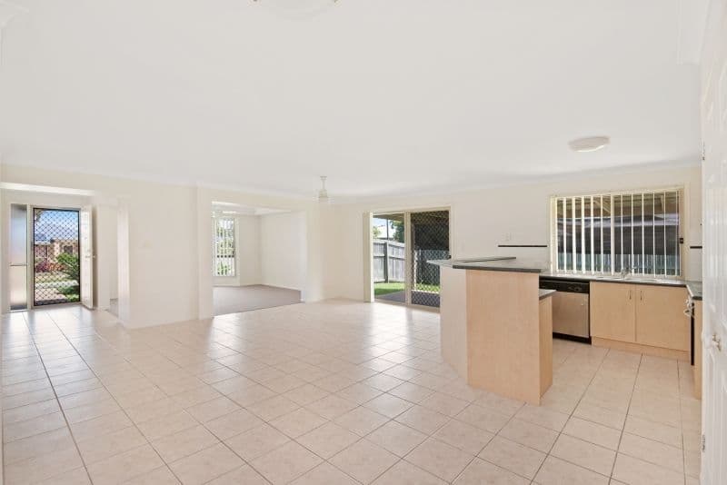32 Aberfoyle Drive, Deception Bay QLD 4508, Deception Bay - Thumbnail 3