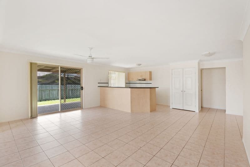 32 Aberfoyle Drive, Deception Bay QLD 4508, Deception Bay - Thumbnail 4