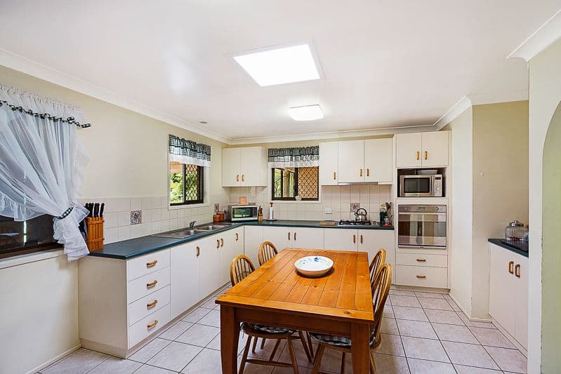 12 Kuhls Road, Highfields QLD 4352, Highfields - Thumbnail 4