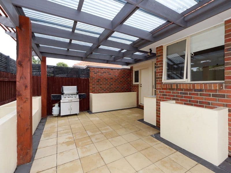 28 Howard Road, DINGLEY VILLAGE VIC 3172, Dingley Village - Thumbnail 2