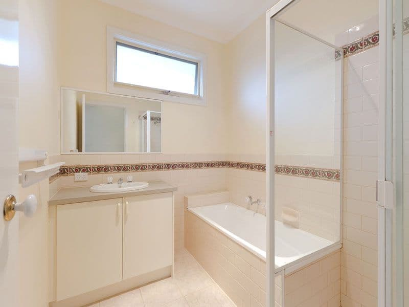 28 Howard Road, DINGLEY VILLAGE VIC 3172, Dingley Village - Thumbnail 8