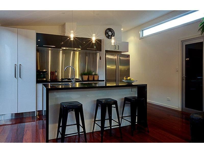 10 Little Colenso Street, CARRUM VIC 3197, Carrum - Thumbnail 2