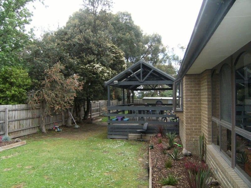 3 Murrac Street, COLDSTREAM VIC 3770, Coldstream - Thumbnail 2