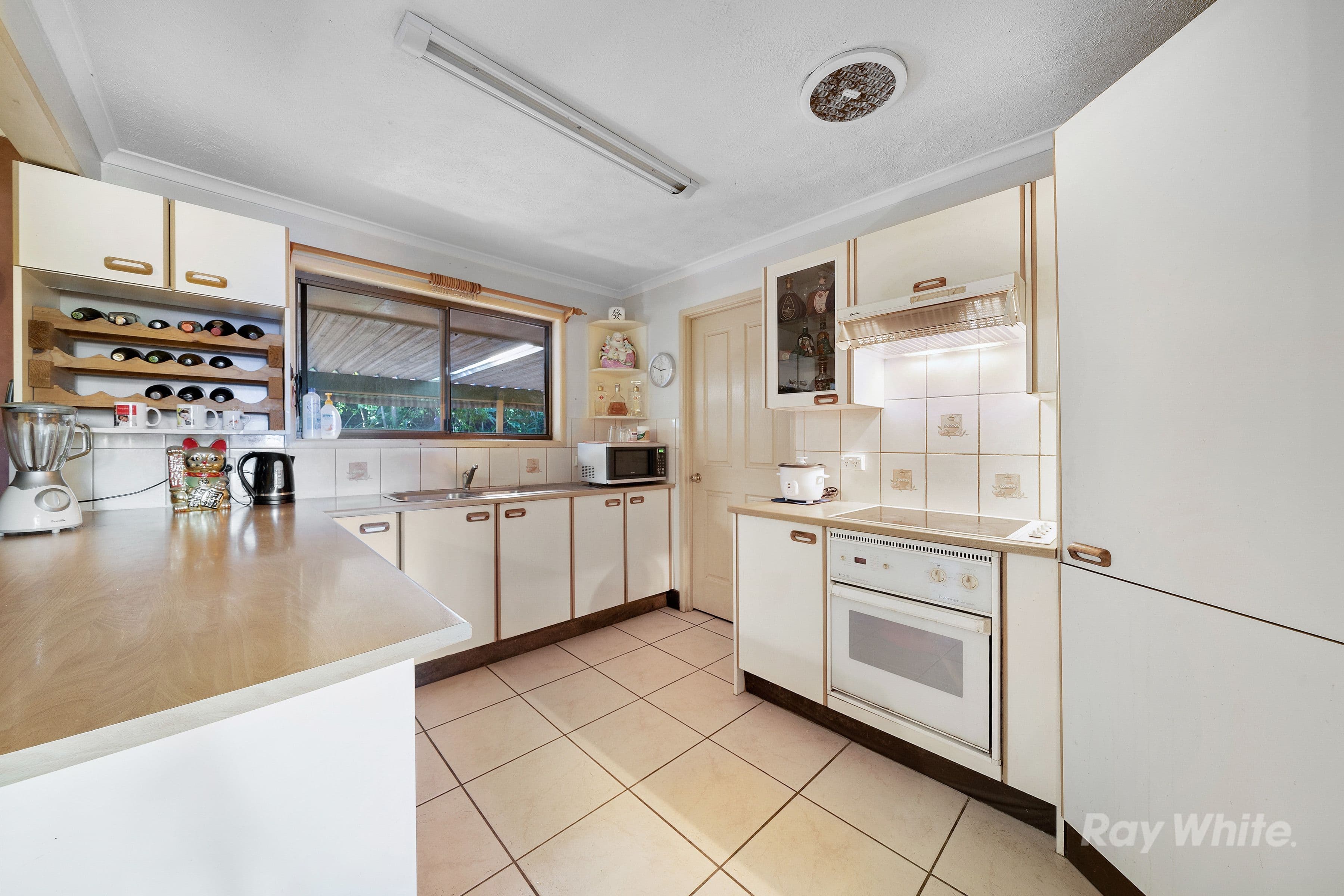 16 Bank Street, Browns Plains QLD 4118, Browns Plains - Thumbnail 6