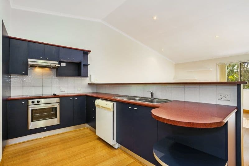 83 Fairley Street, Indooroopilly QLD 4068, Indooroopilly - Thumbnail 2