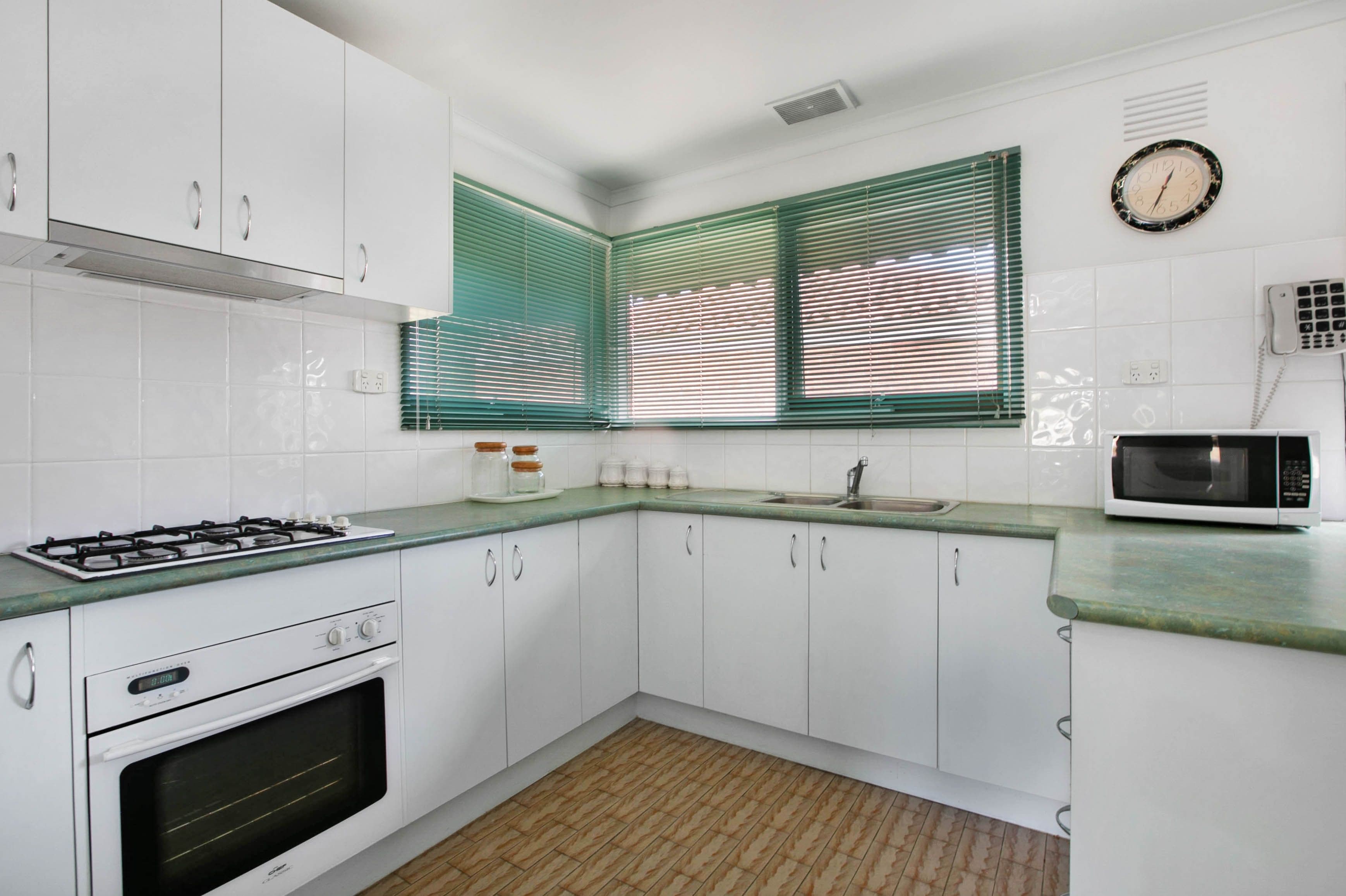 76 Settlement Road, Bundoora VIC 3083, Bundoora - Thumbnail 3