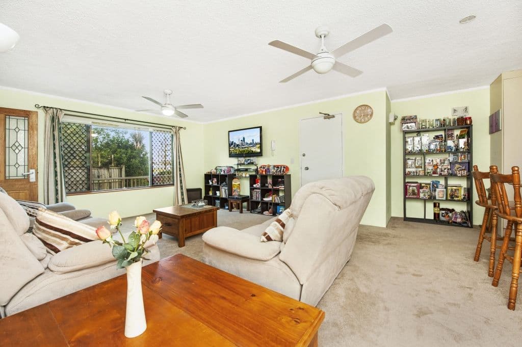 3 Lord Street, Kirra QLD 4225, Kirra - Thumbnail 4