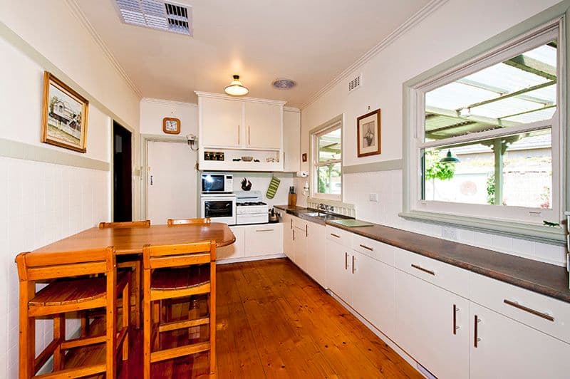 100 Finlayson Street, ROSANNA VIC 3084, Rosanna - Thumbnail 3