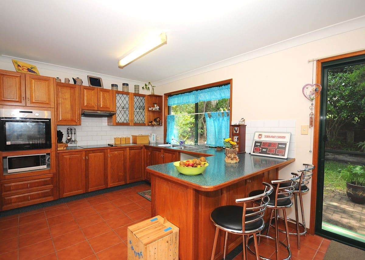53 Hillcrest Aveune, SCARNESS QLD 4655, Scarness - Thumbnail 2