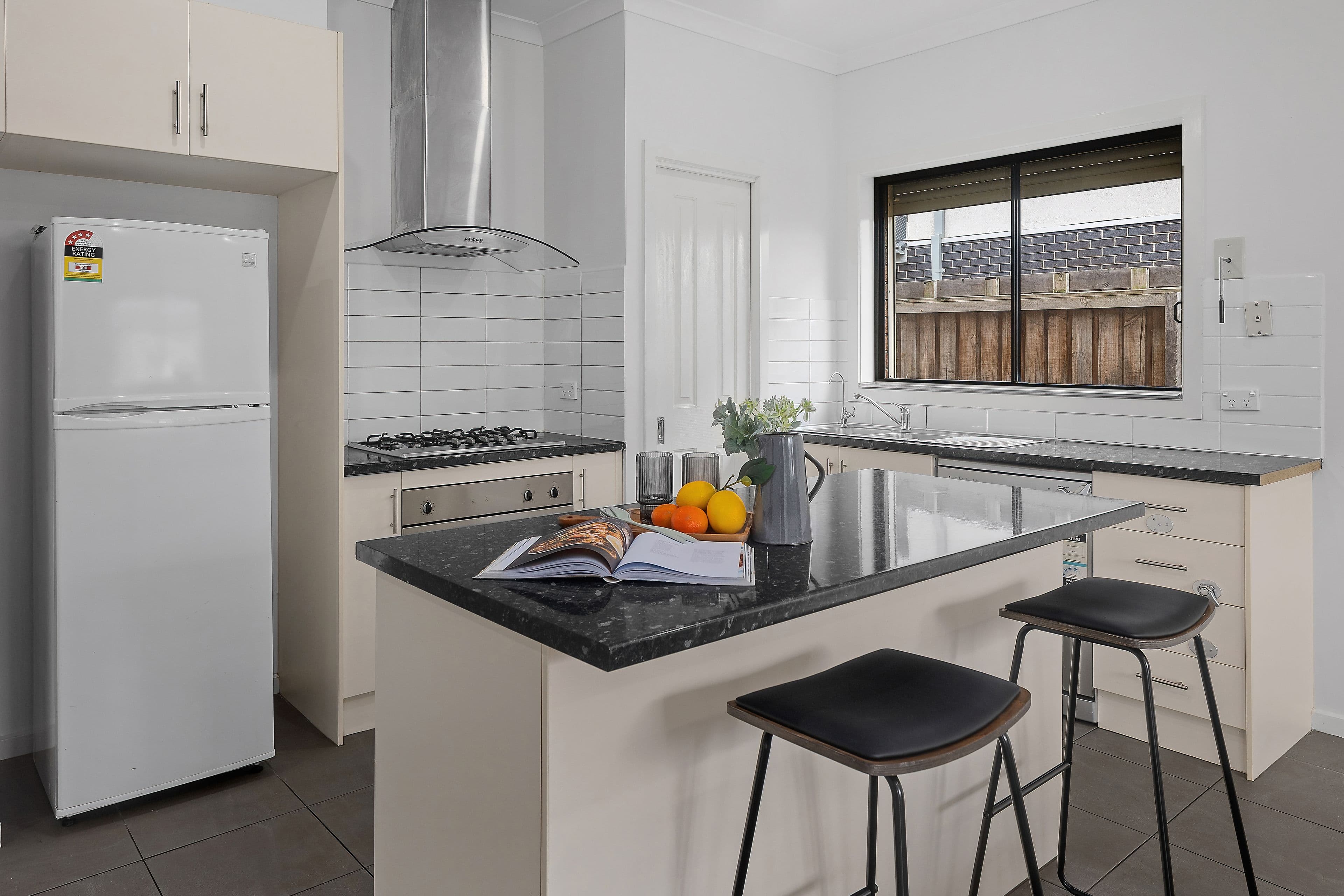 16 Kyabram Street, Epping VIC 3076, Epping - Thumbnail 3