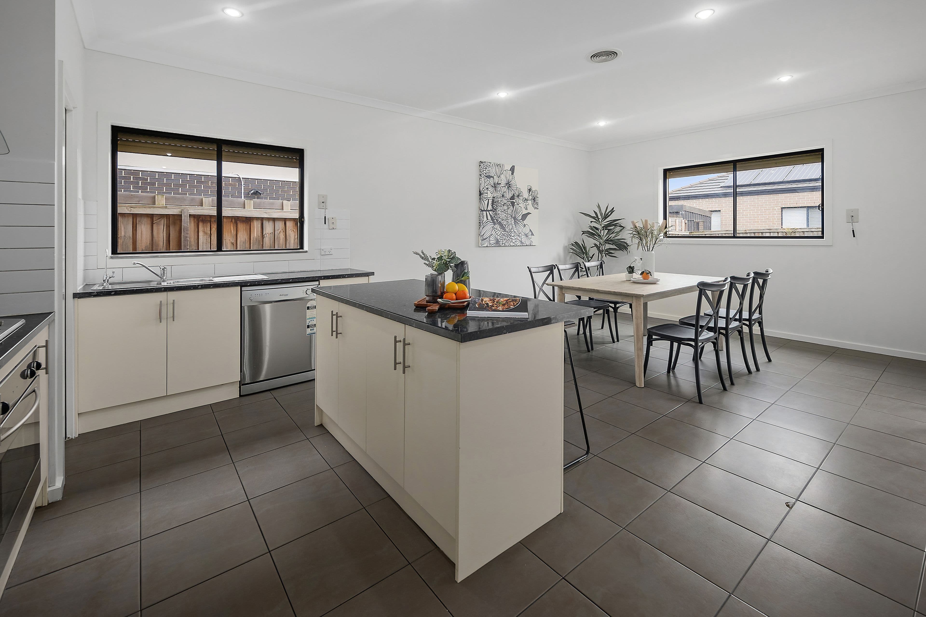 16 Kyabram Street, Epping VIC 3076, Epping - Thumbnail 6