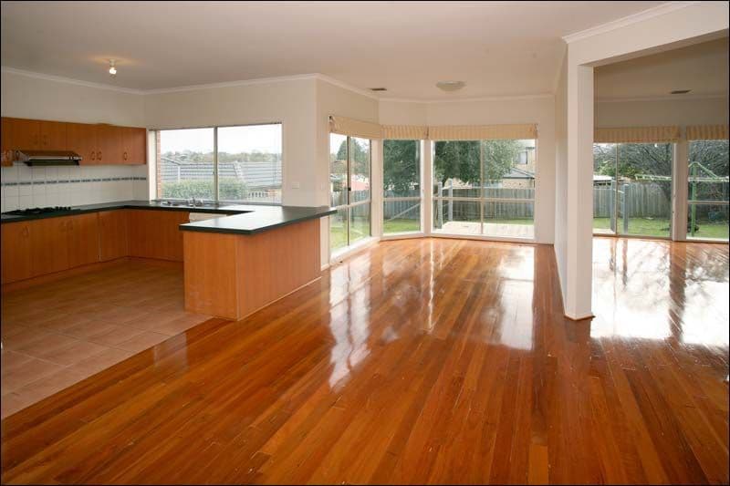 15 Woolert Street, ASHWOOD VIC 3147, Ashwood - Thumbnail 3