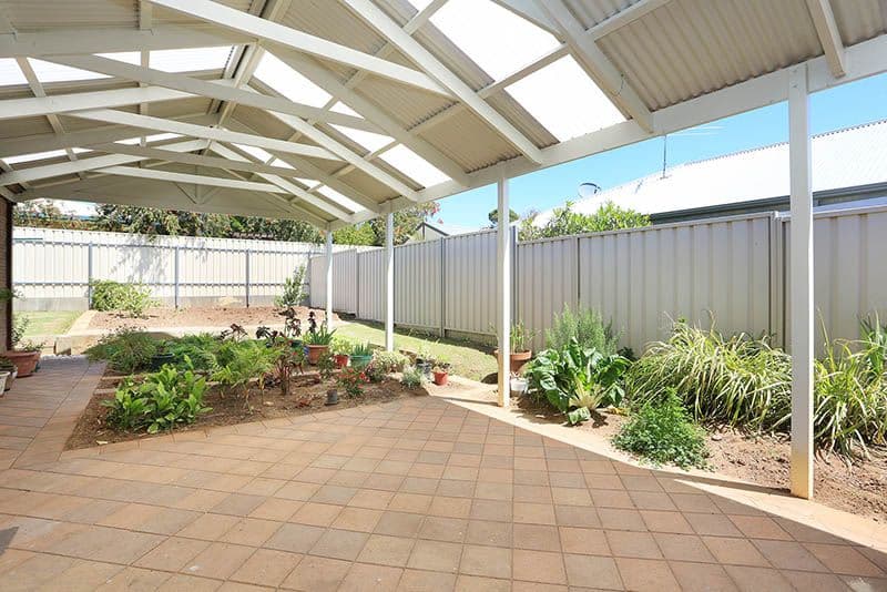 17 Chamberlain Drive, Christie Downs SA 5164, Christie Downs - Thumbnail 2