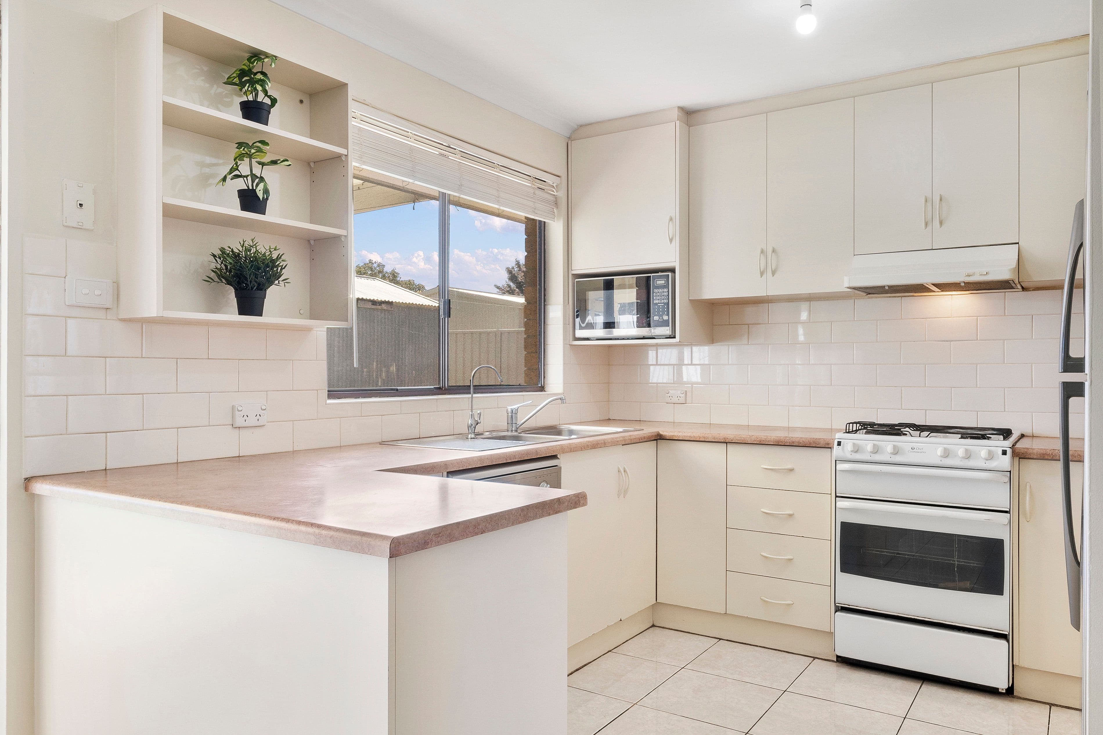 19 Blaess Drive, Paralowie SA 5108, Paralowie - Thumbnail 5