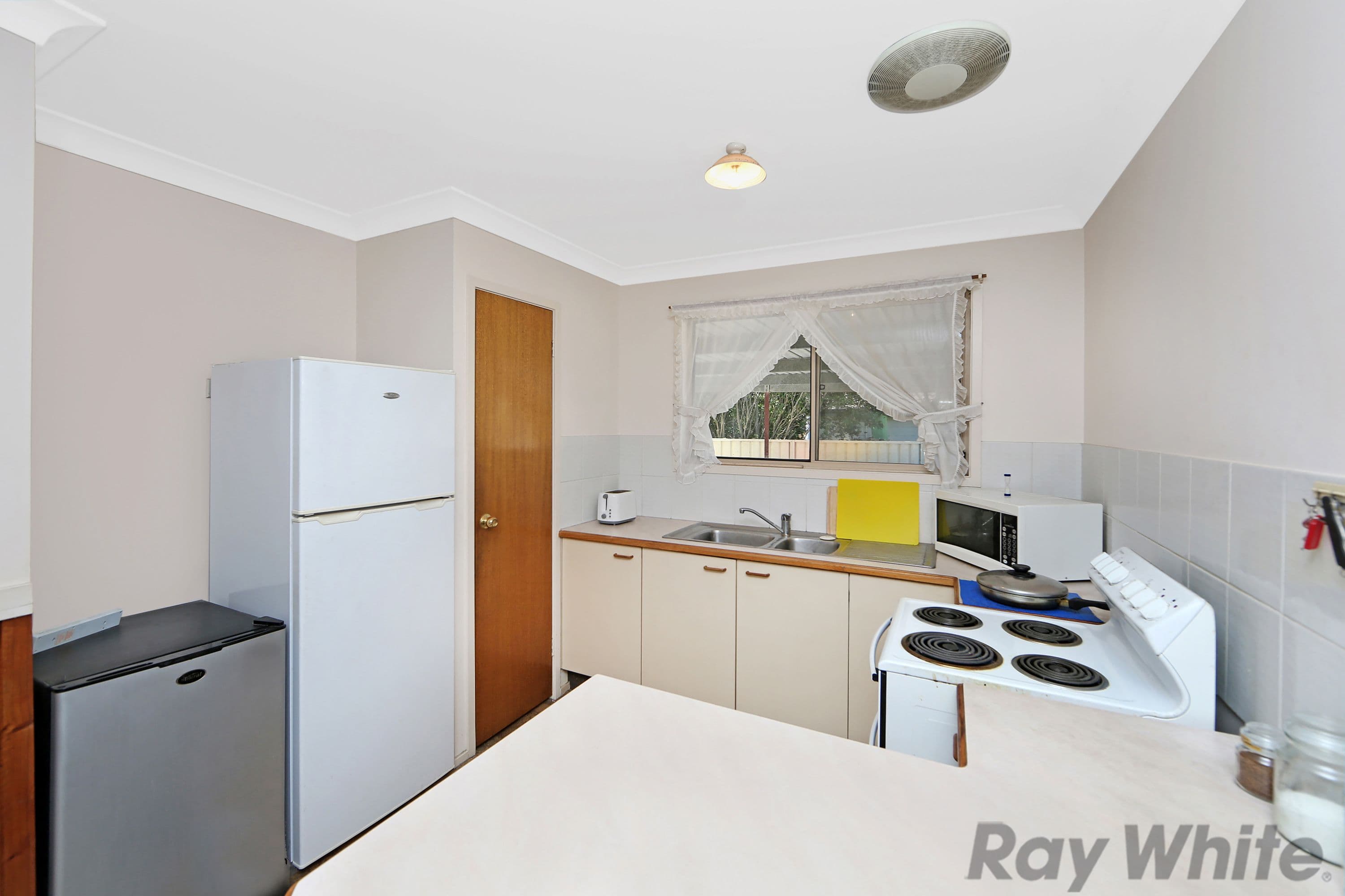 10 Andiah Close, San Remo - Thumbnail 3