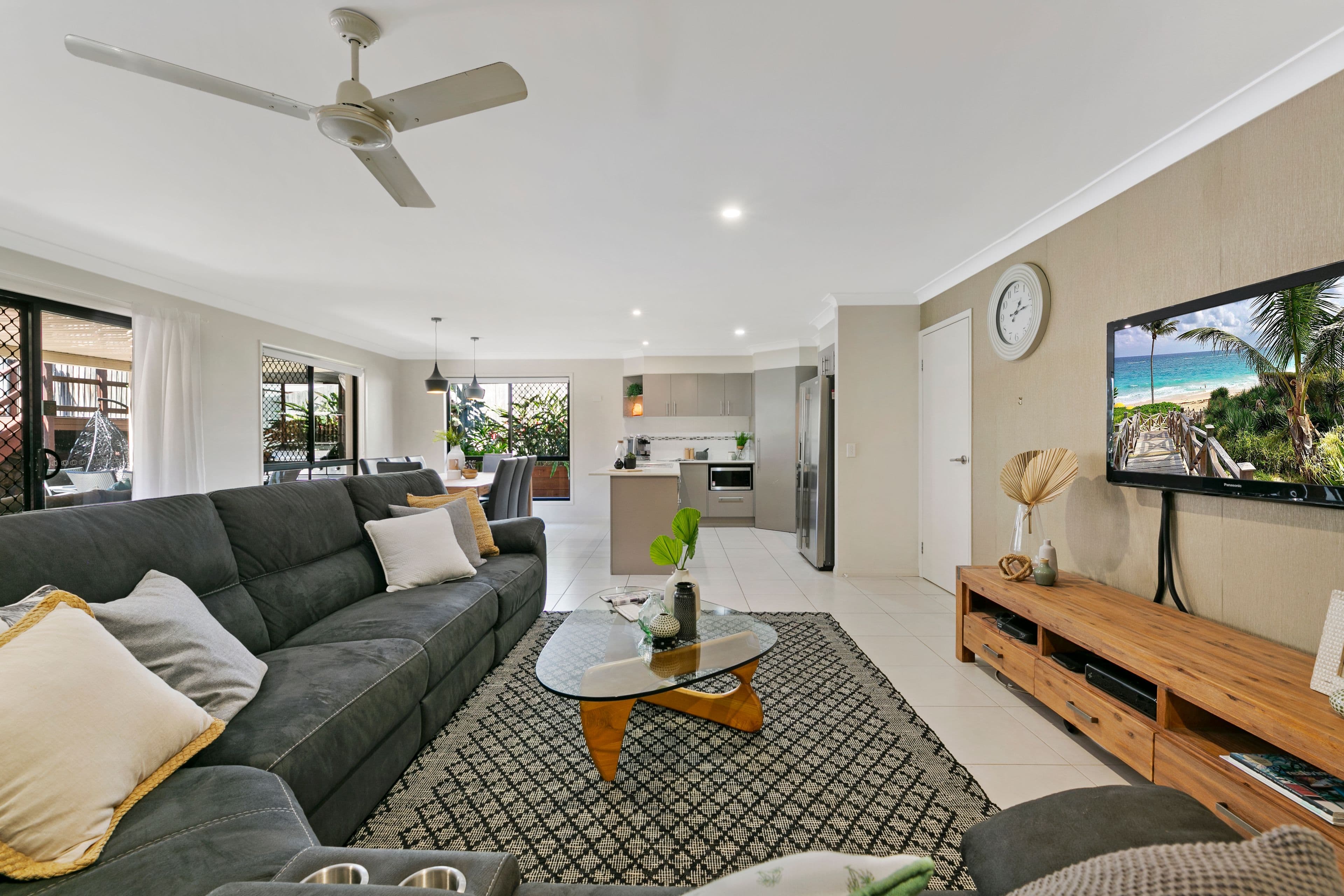 22 Boogaerdt Rise, Bonogin QLD 4213, Bonogin - Thumbnail 5