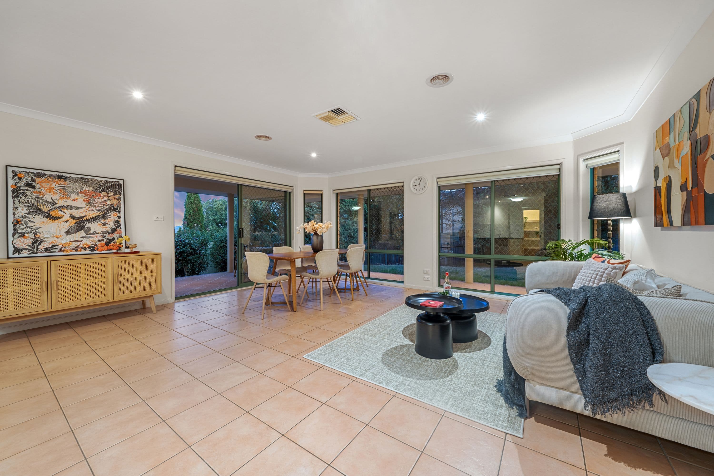 21 Warrumbul Street, Ngunnawal ACT 2913, Ngunnawal - Thumbnail 2