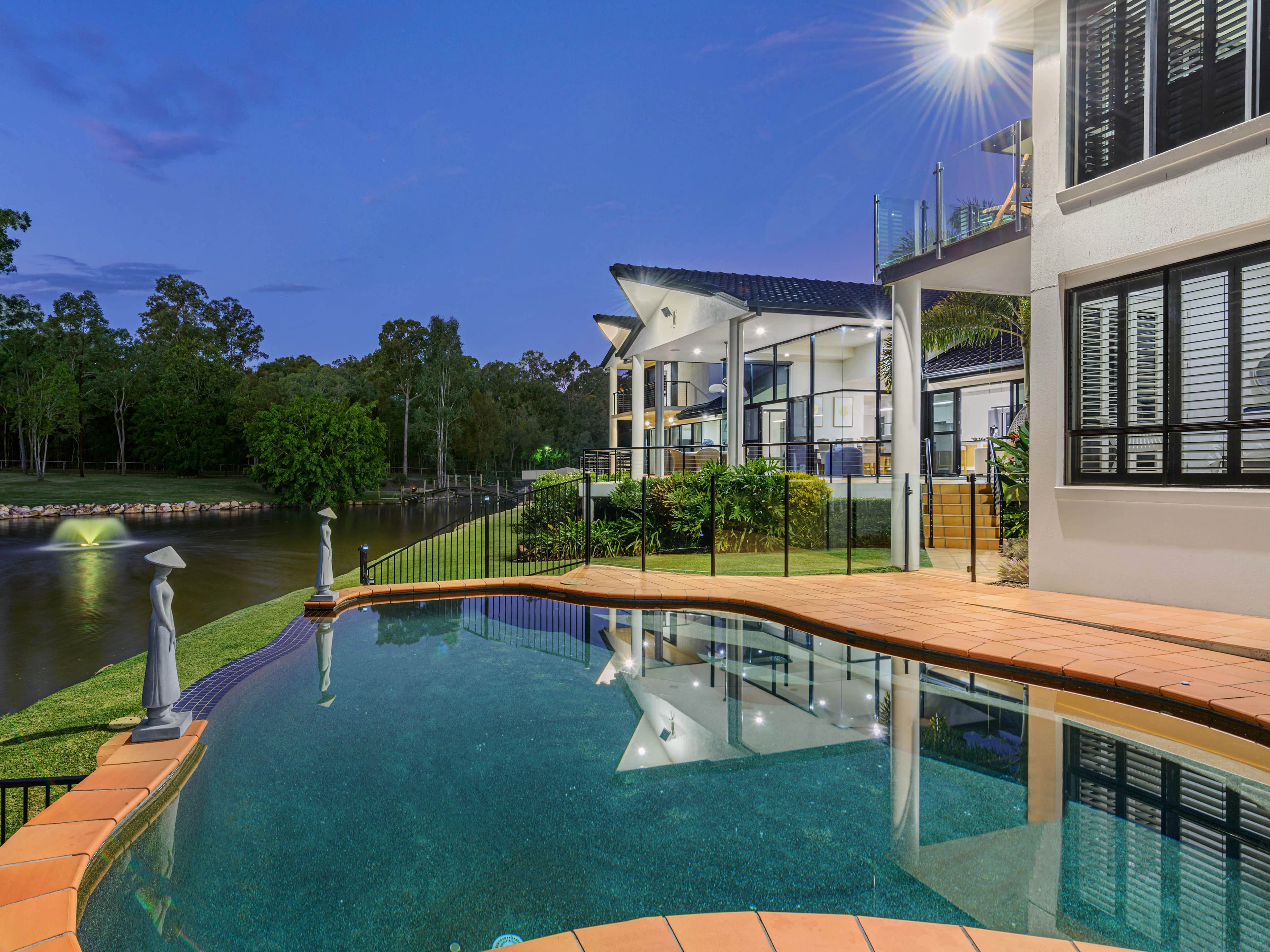 79 Camelot Place, Bridgeman Downs QLD 4035, Bridgeman Downs - Thumbnail 2