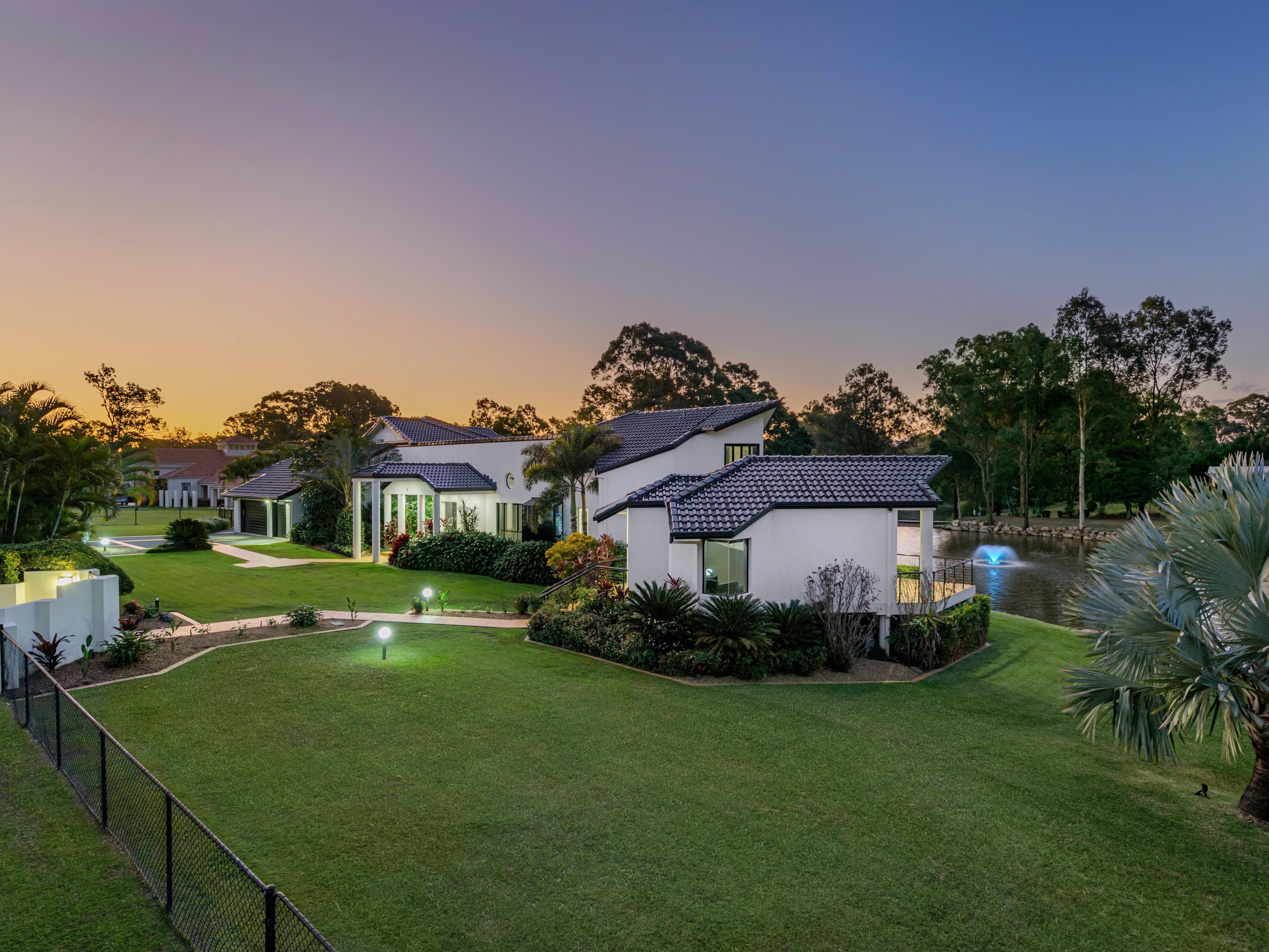 79 Camelot Place, Bridgeman Downs QLD 4035, Bridgeman Downs - Thumbnail 5