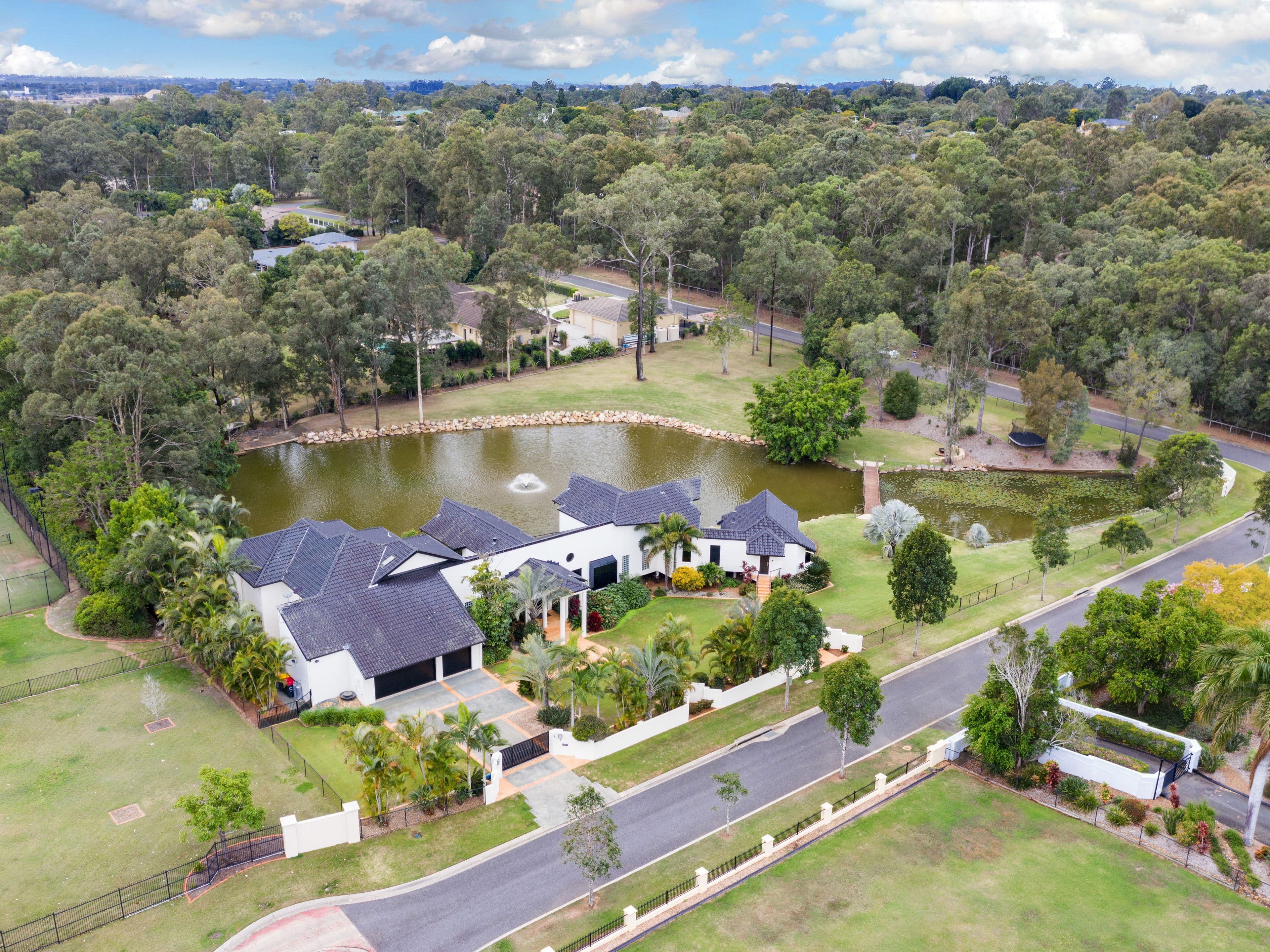 79 Camelot Place, Bridgeman Downs QLD 4035, Bridgeman Downs - Thumbnail 6