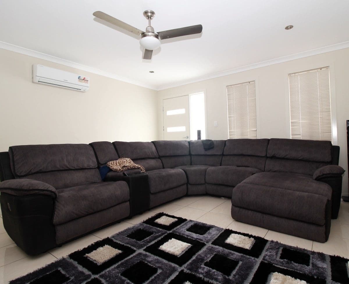 11 Lakeside Drive, Emerald QLD 4720, Emerald - Thumbnail 2