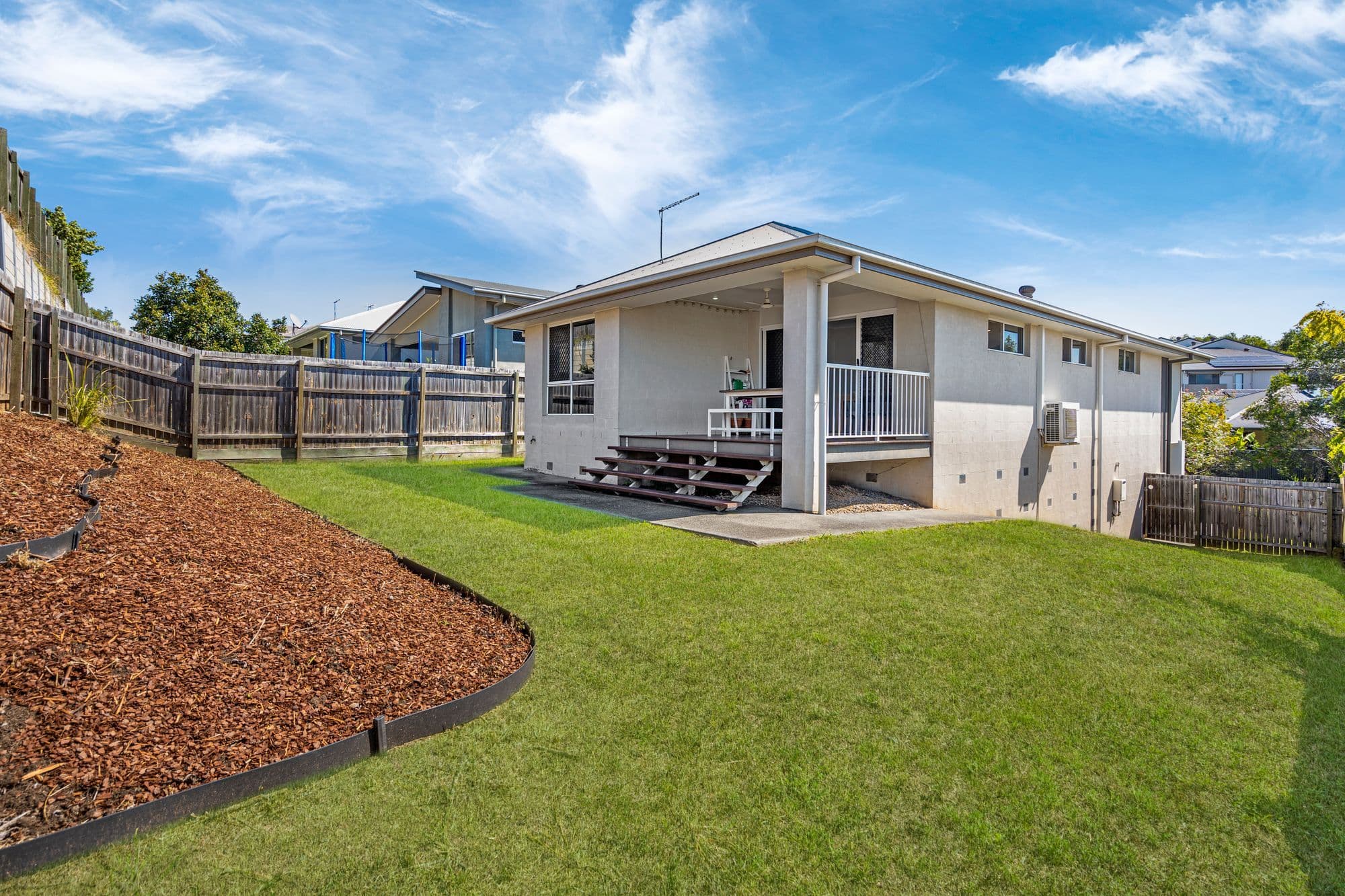16 Oakmoss Drive, Springfield Lakes QLD 4300, Springfield Lakes - Thumbnail 2