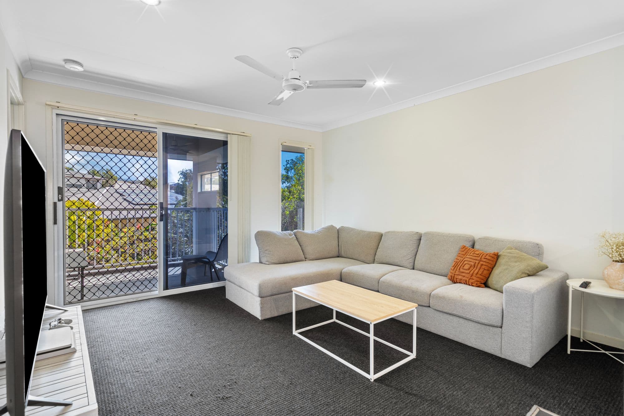 16 Oakmoss Drive, Springfield Lakes QLD 4300, Springfield Lakes - Thumbnail 4