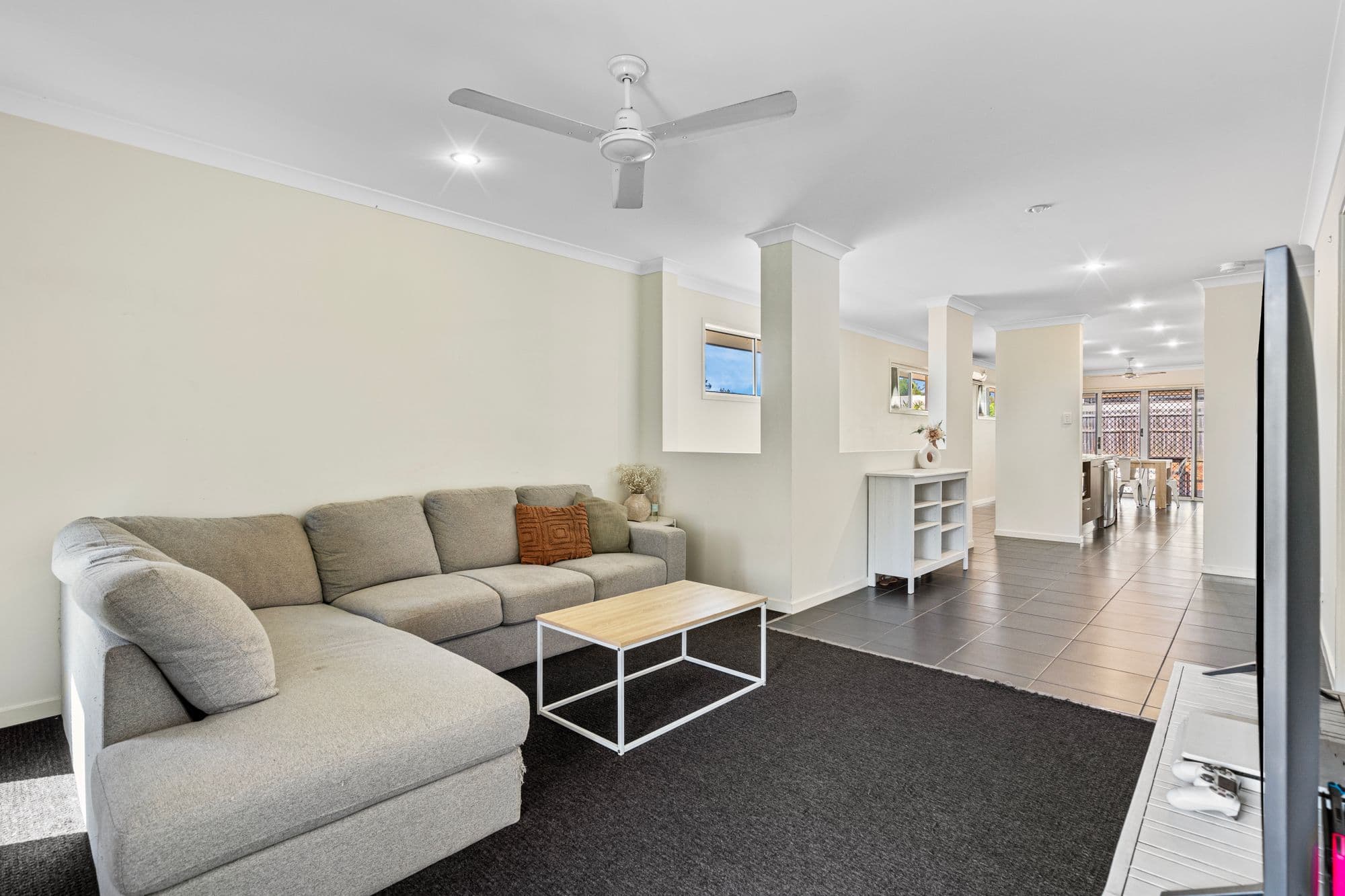 16 Oakmoss Drive, Springfield Lakes QLD 4300, Springfield Lakes - Thumbnail 5