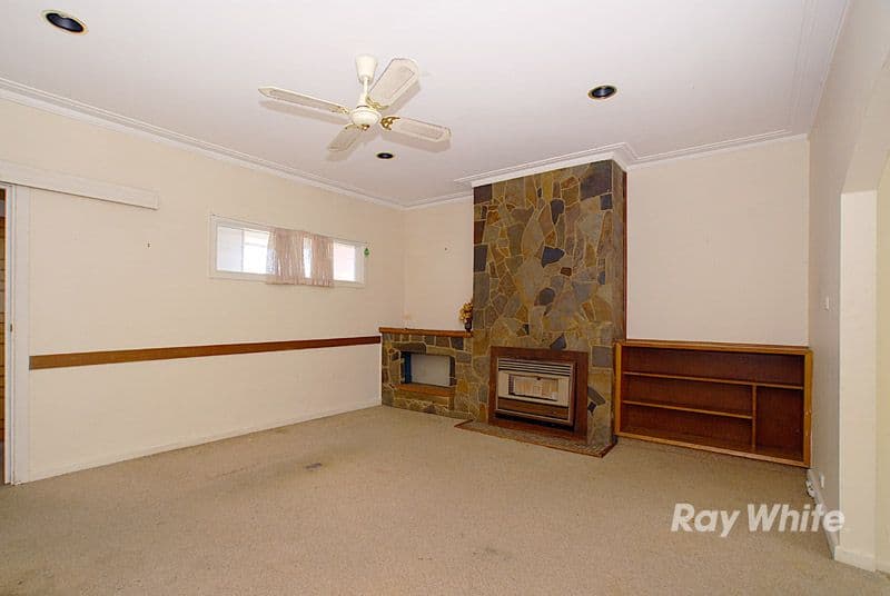 7 Stella Avenue, NOBLE PARK VIC 3174, Noble Park - Thumbnail 4