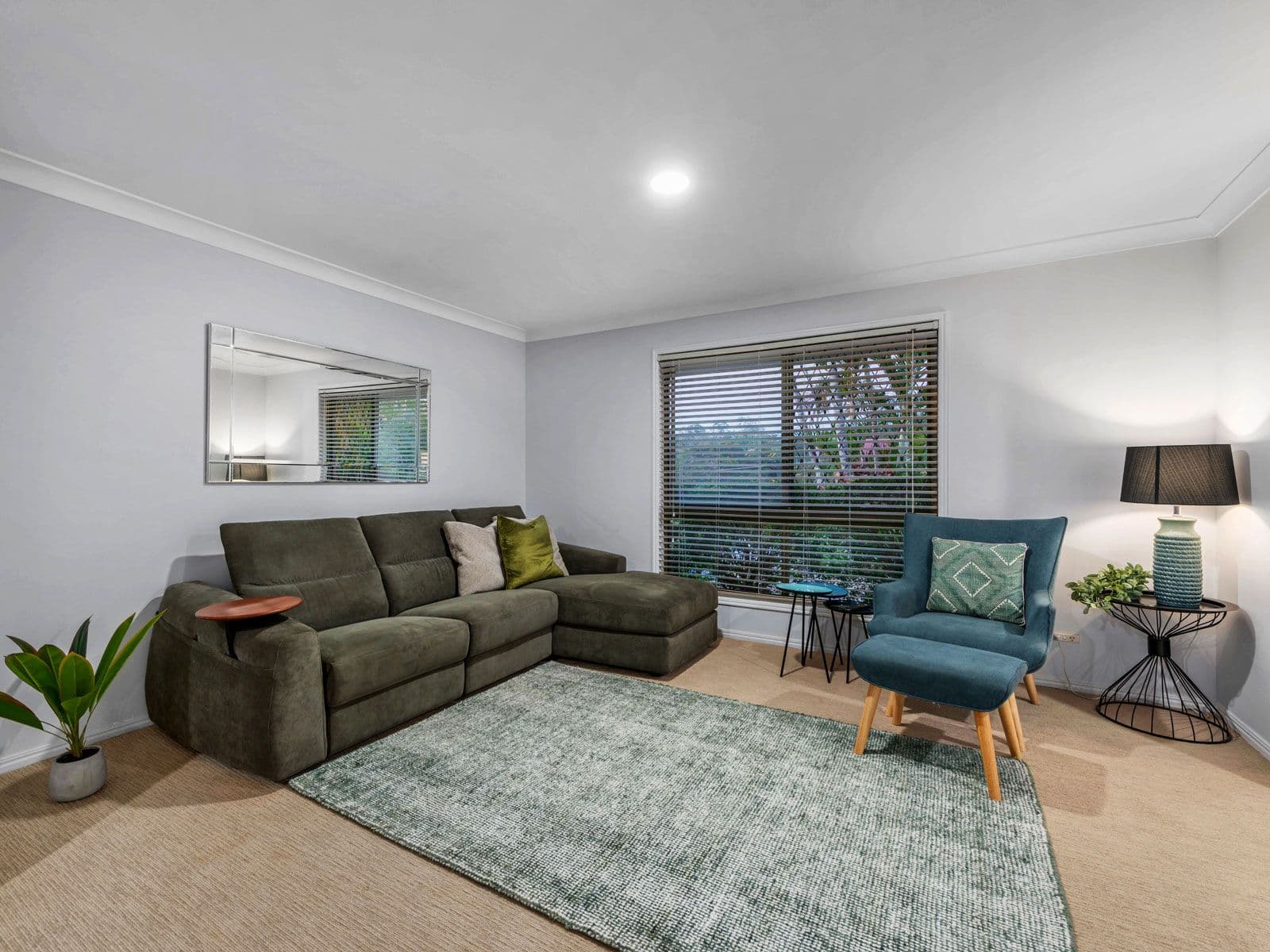 4 Fiesta Court, Everton Hills QLD 4053, Everton Hills - Thumbnail 2