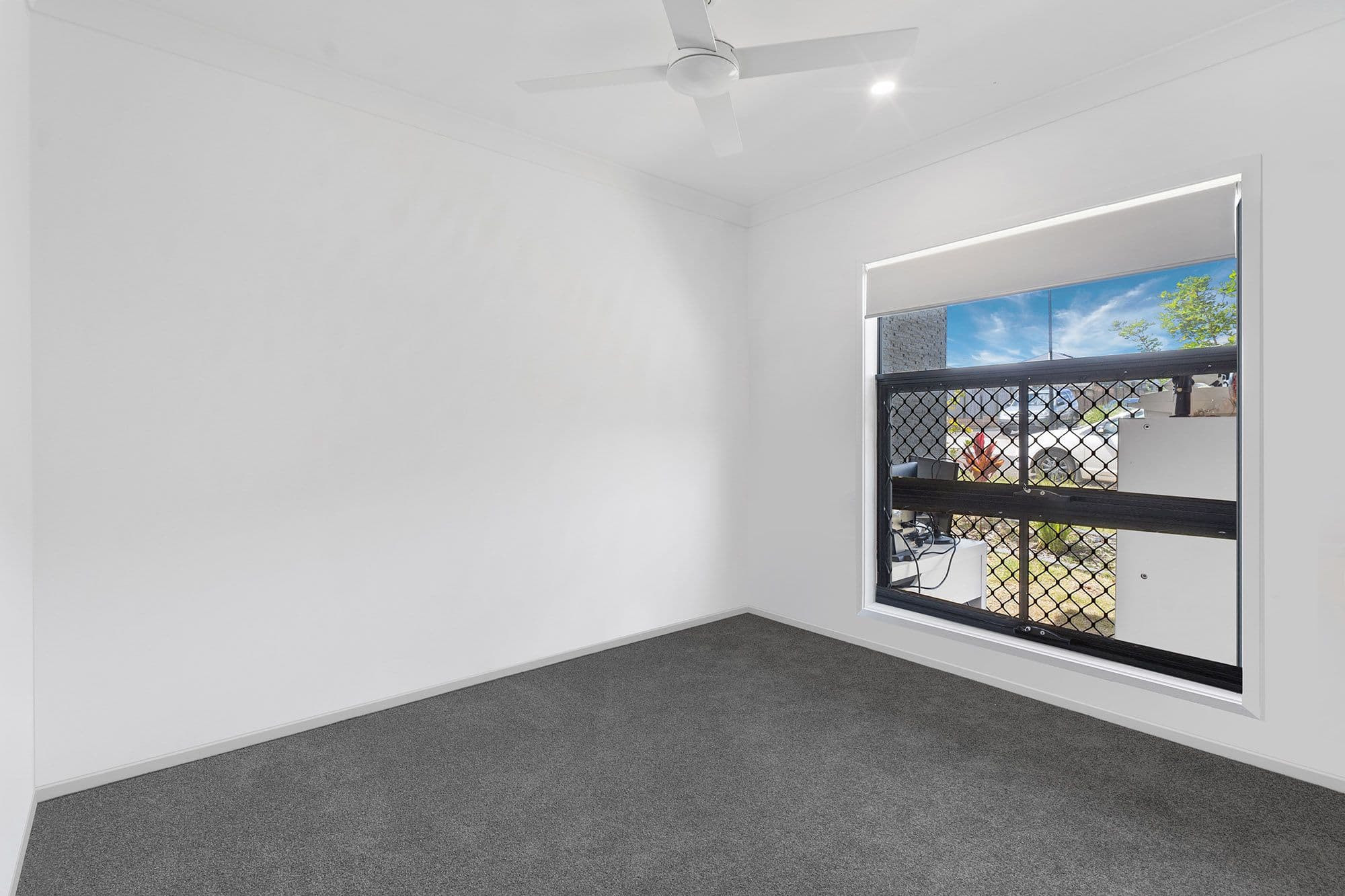 16 Wilby Street, FLAGSTONE QLD 4280, Flagstone - Thumbnail 2