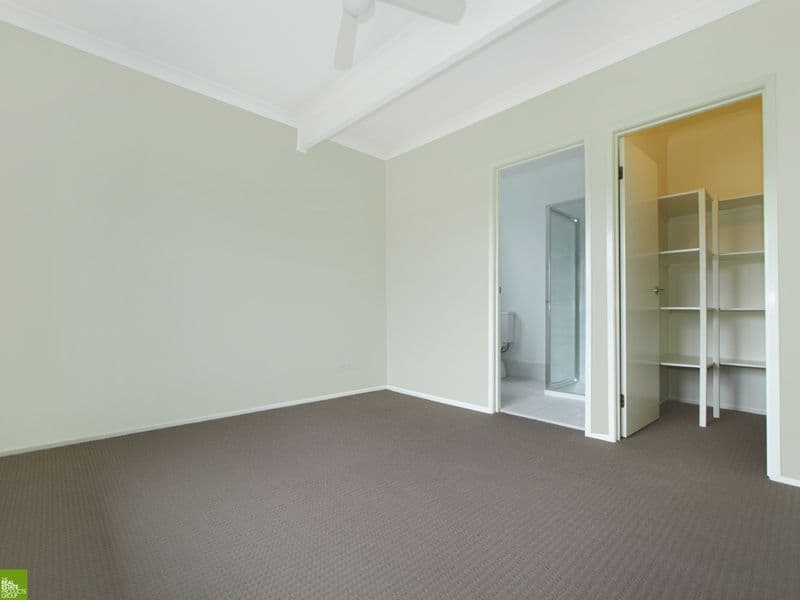 129 Koloona Avenue, Mount Keira - Thumbnail 7
