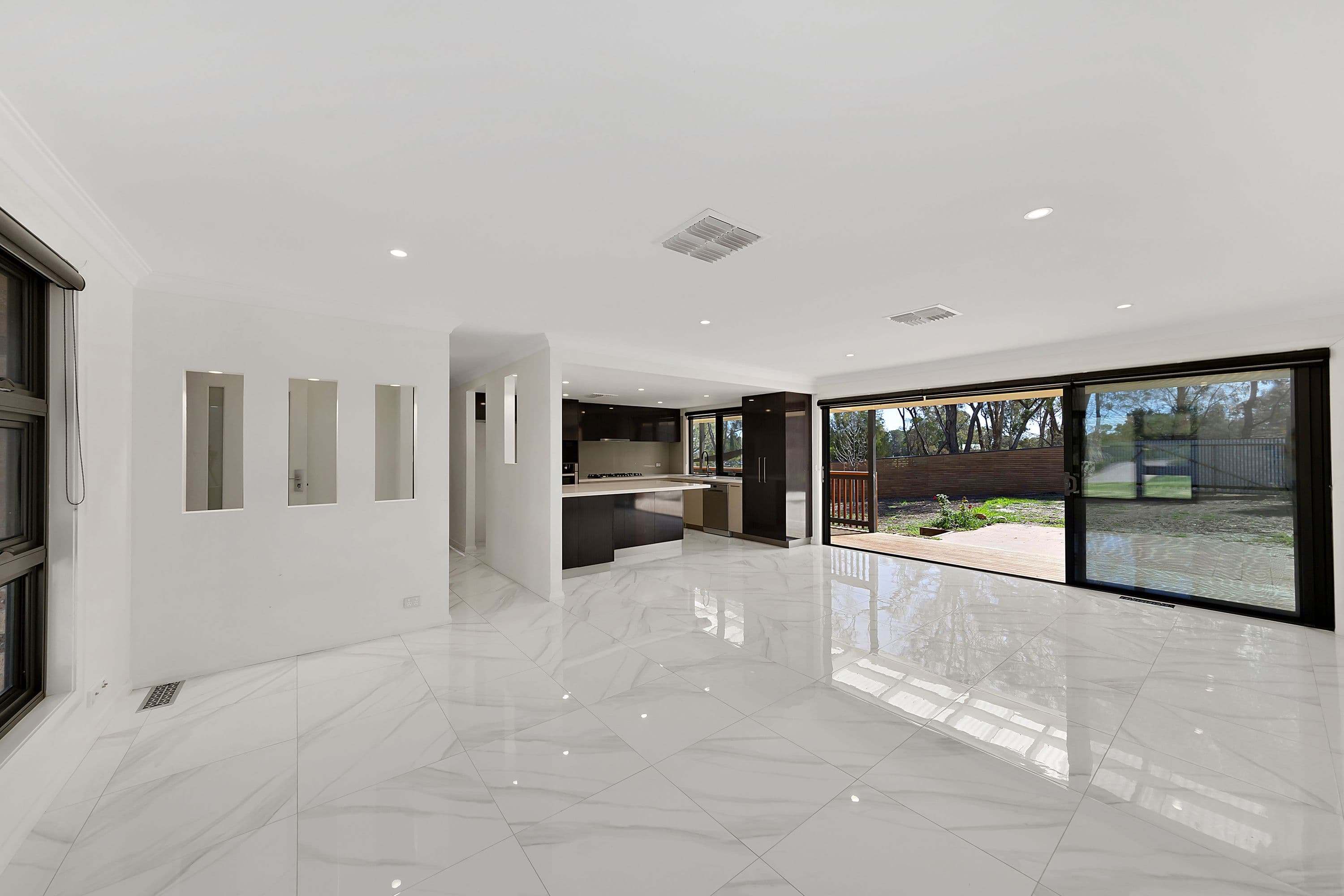 26 Kinlyside Avenue, Jerrabomberra NSW 2619, Jerrabomberra - Thumbnail 3