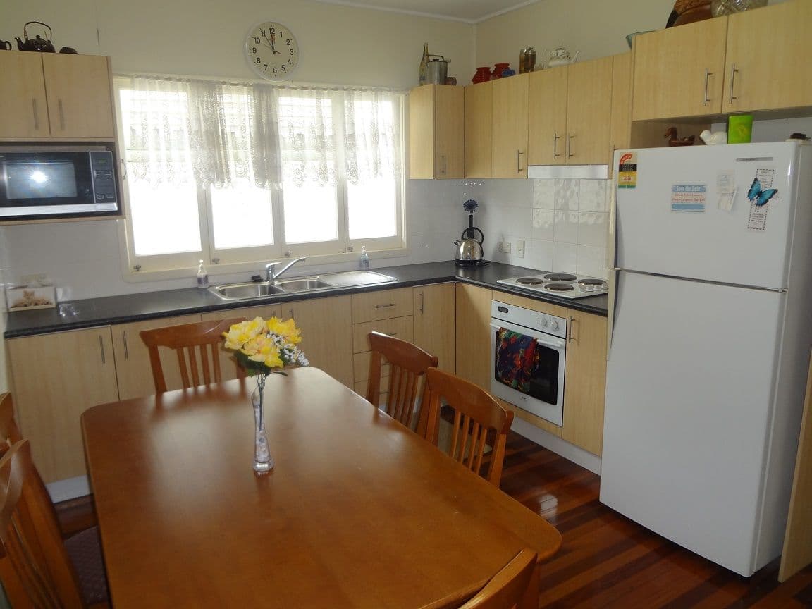 49 Perkins Street, Upper Mount Gravatt QLD 4122, Upper Mount Gravatt - Thumbnail 3