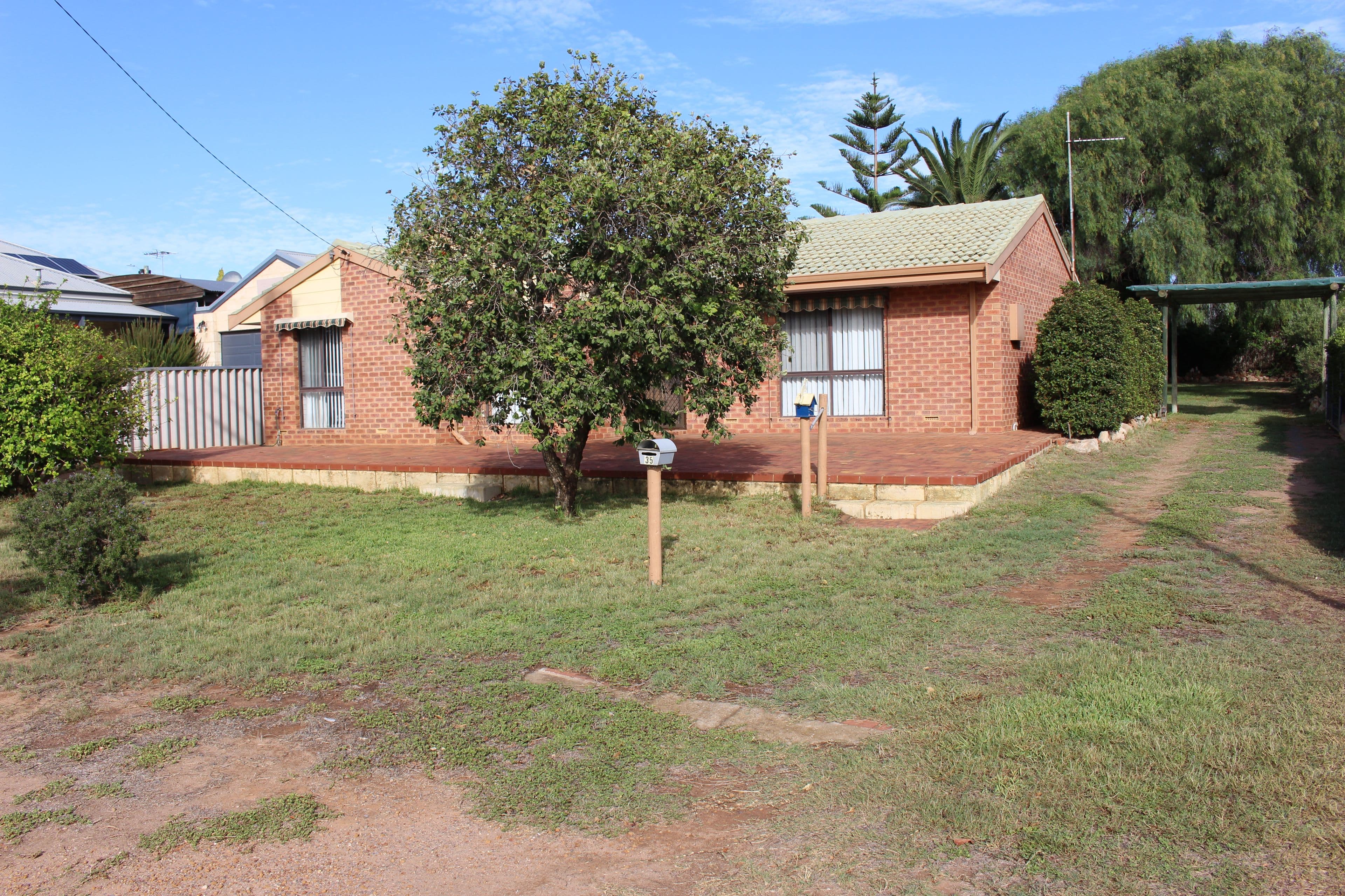 35 Waldeck Street, Dongara WA 6525, Dongara - Image 1