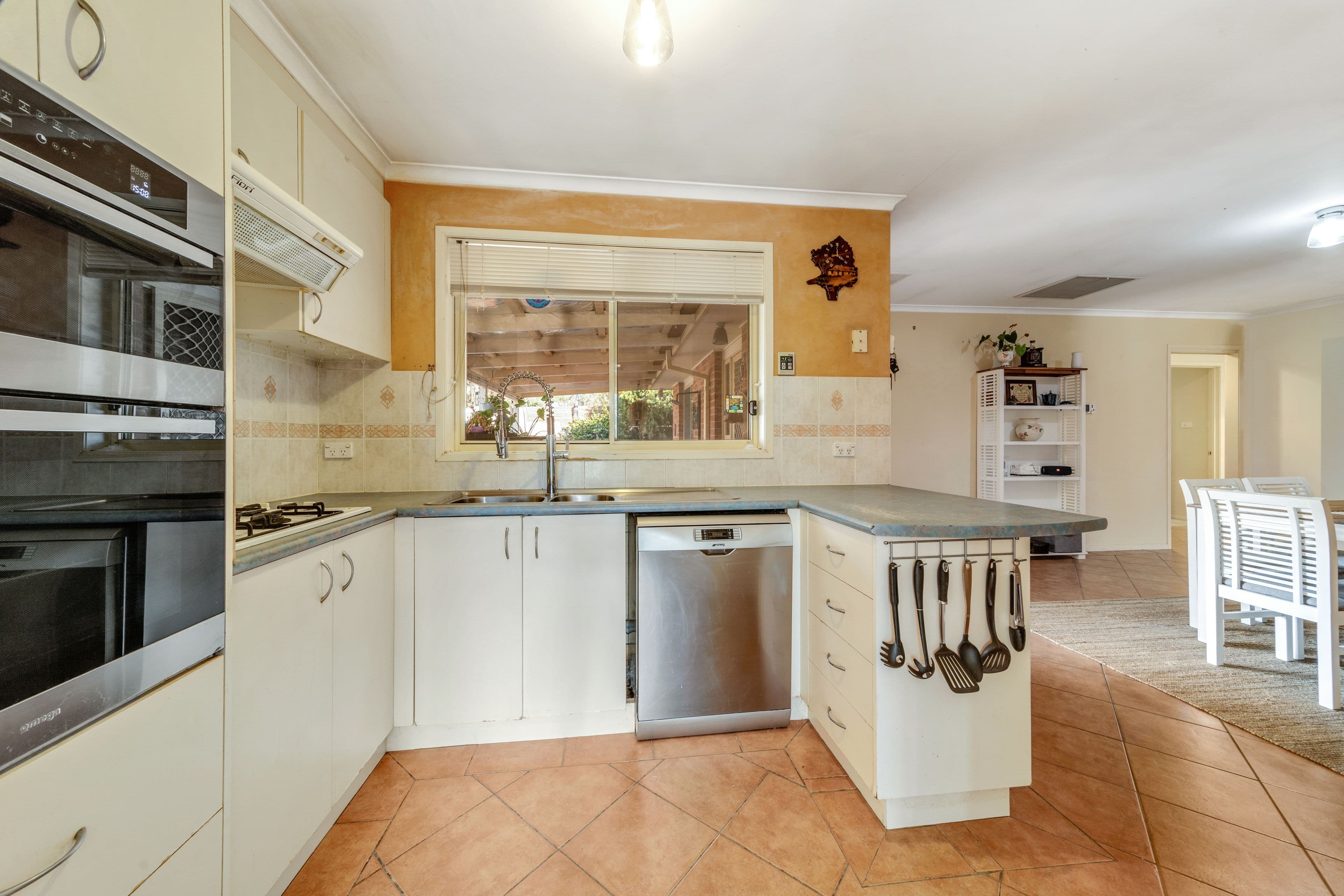 42 Jonsson Court, Dunlop ACT 2615, Dunlop - Thumbnail 4