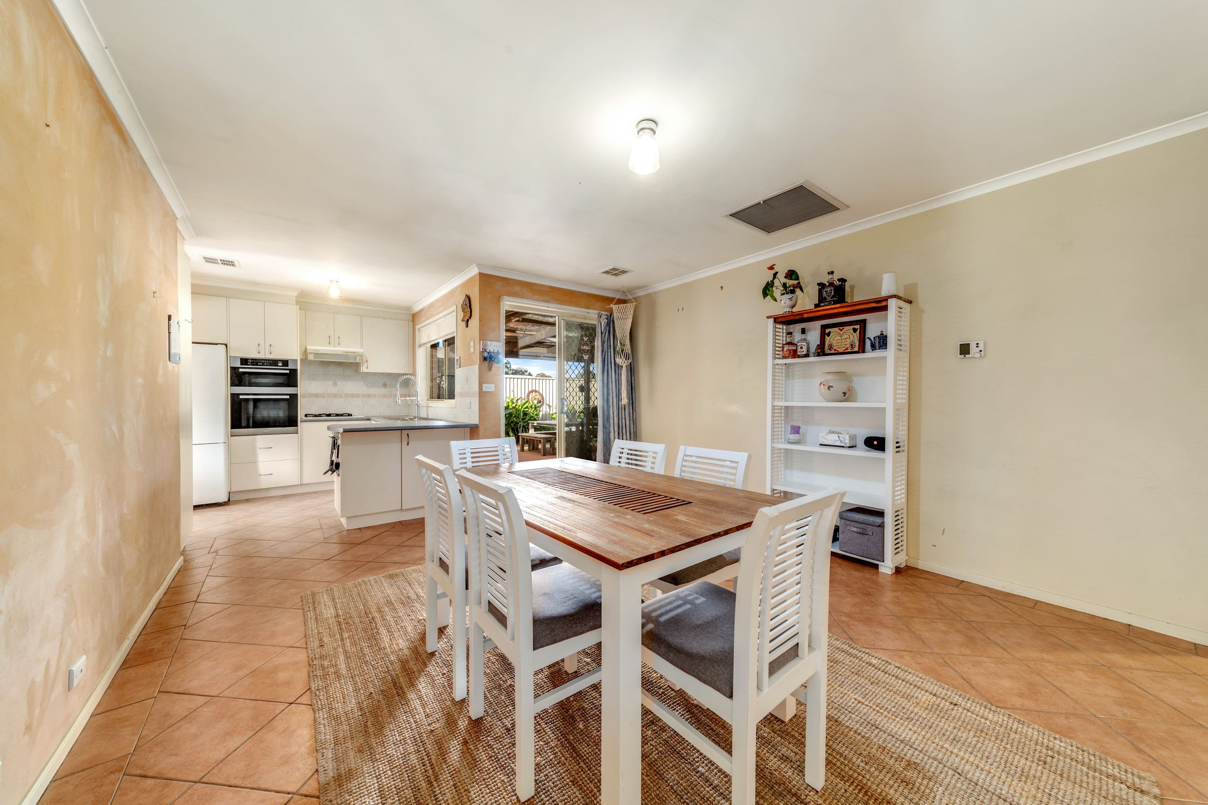 42 Jonsson Court, Dunlop ACT 2615, Dunlop - Thumbnail 5