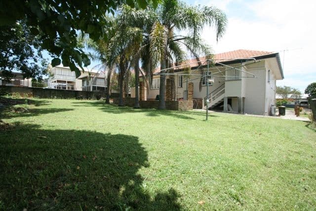 157 Dahlia Street, Cannon Hill QLD 4170, Cannon Hill - Thumbnail 2