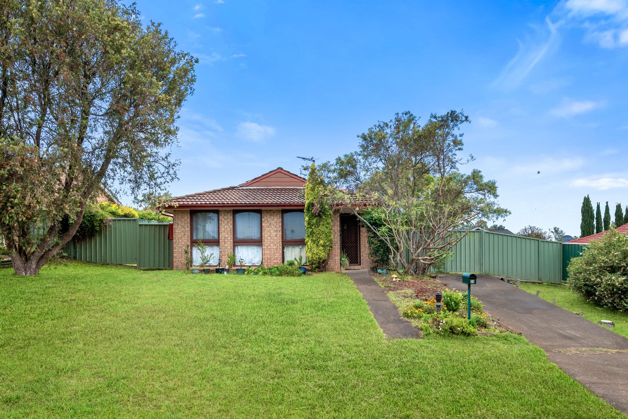 20 Lorenzo Crescent, Rosemeadow NSW 2560, Rosemeadow - Image 1