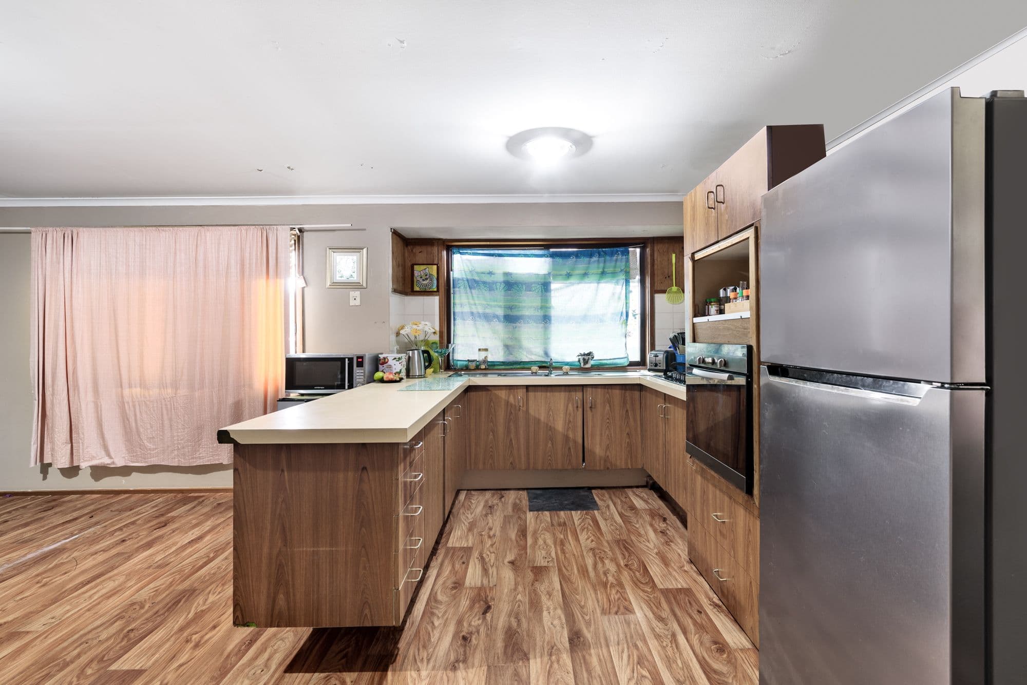 20 Lorenzo Crescent, Rosemeadow NSW 2560, Rosemeadow - Thumbnail 4