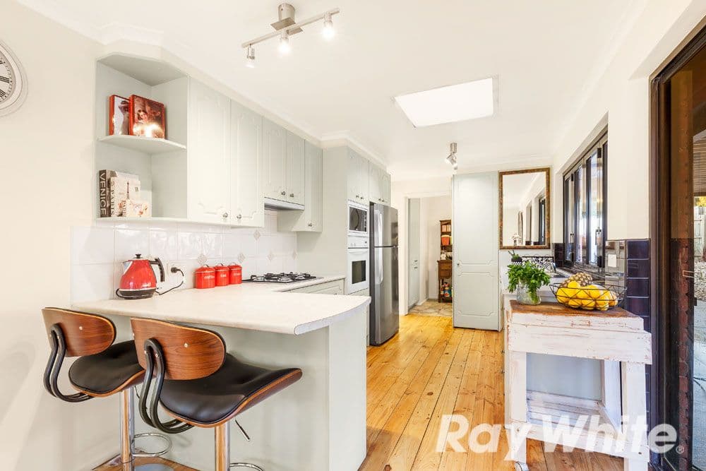 5 Fernlea Close, Watsonia North VIC 3087, Watsonia North - Thumbnail 3