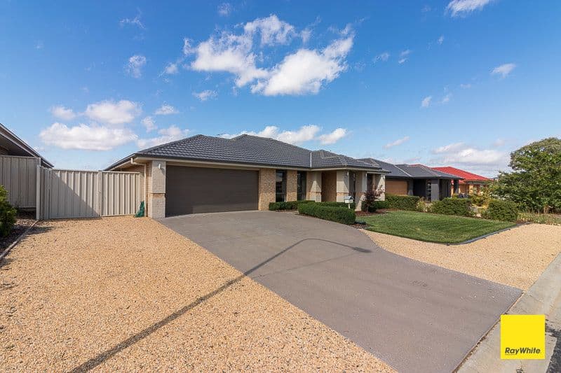 22 Hereford Street, Bungendore NSW 2621, Bungendore - Thumbnail 3