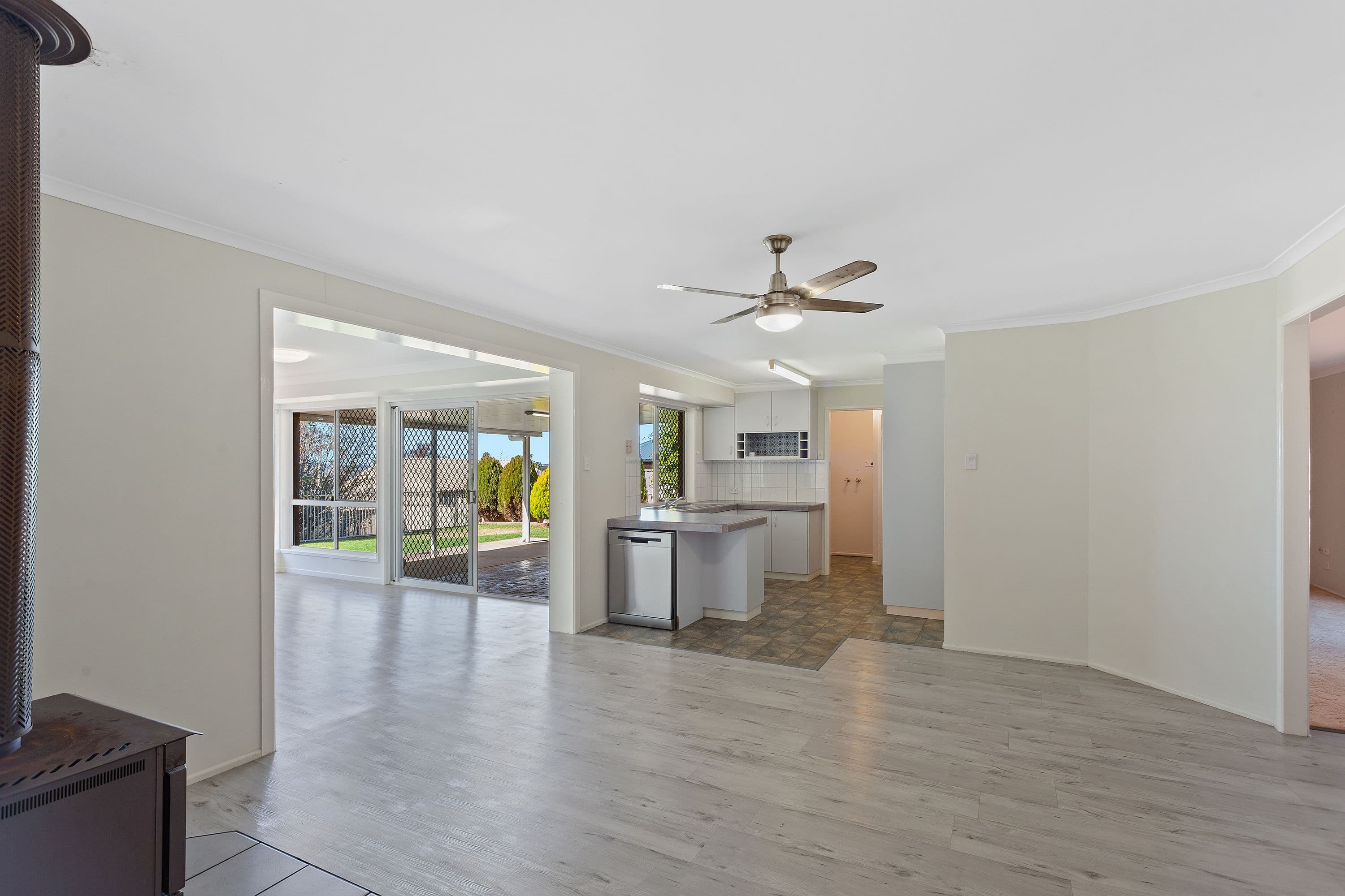 270 Greenwattle Street, Wilsonton Heights QLD 4350, Wilsonton Heights - Thumbnail 4