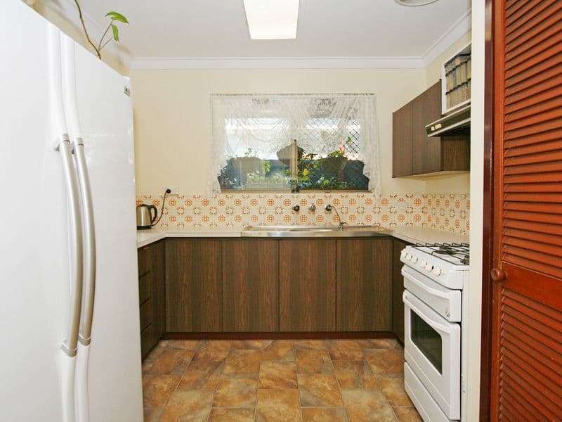 50 Grovelands Drive, CAMILLO WA 6111, Camillo - Thumbnail 6
