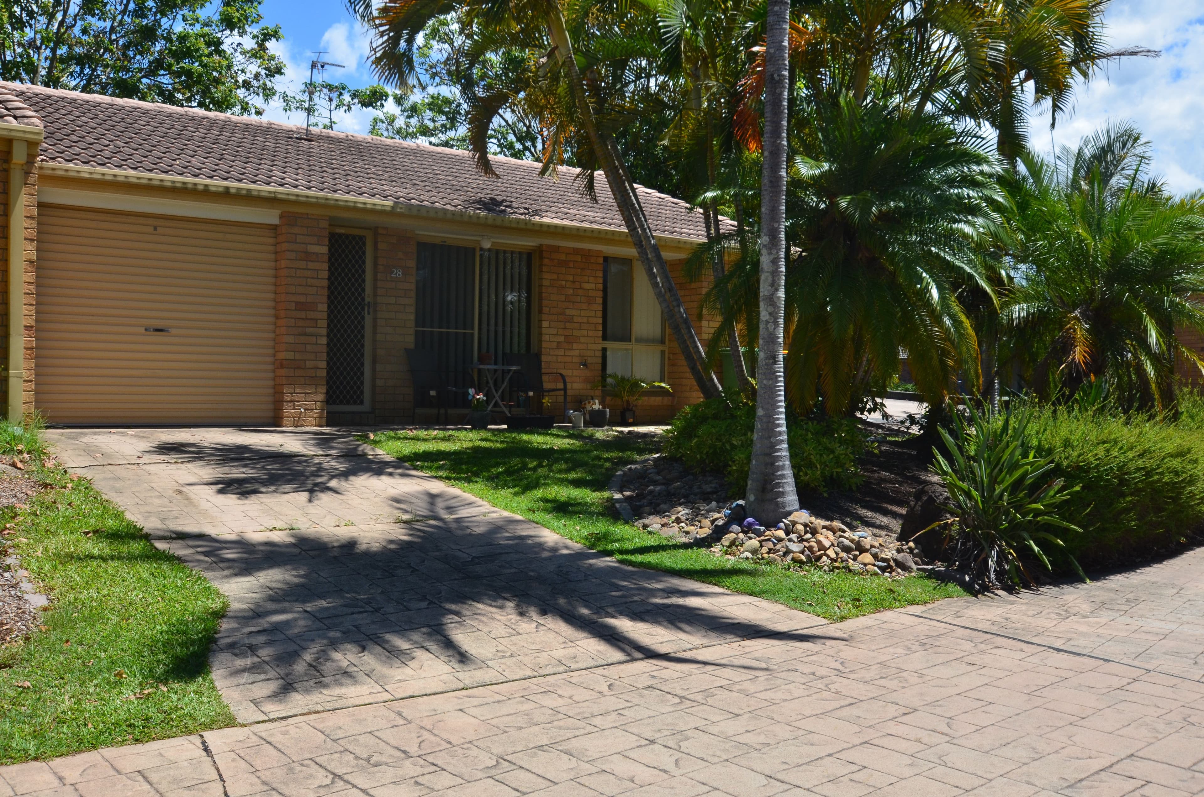 25 Eucalyptus Court, Oxenford QLD 4210, Oxenford - Image 1