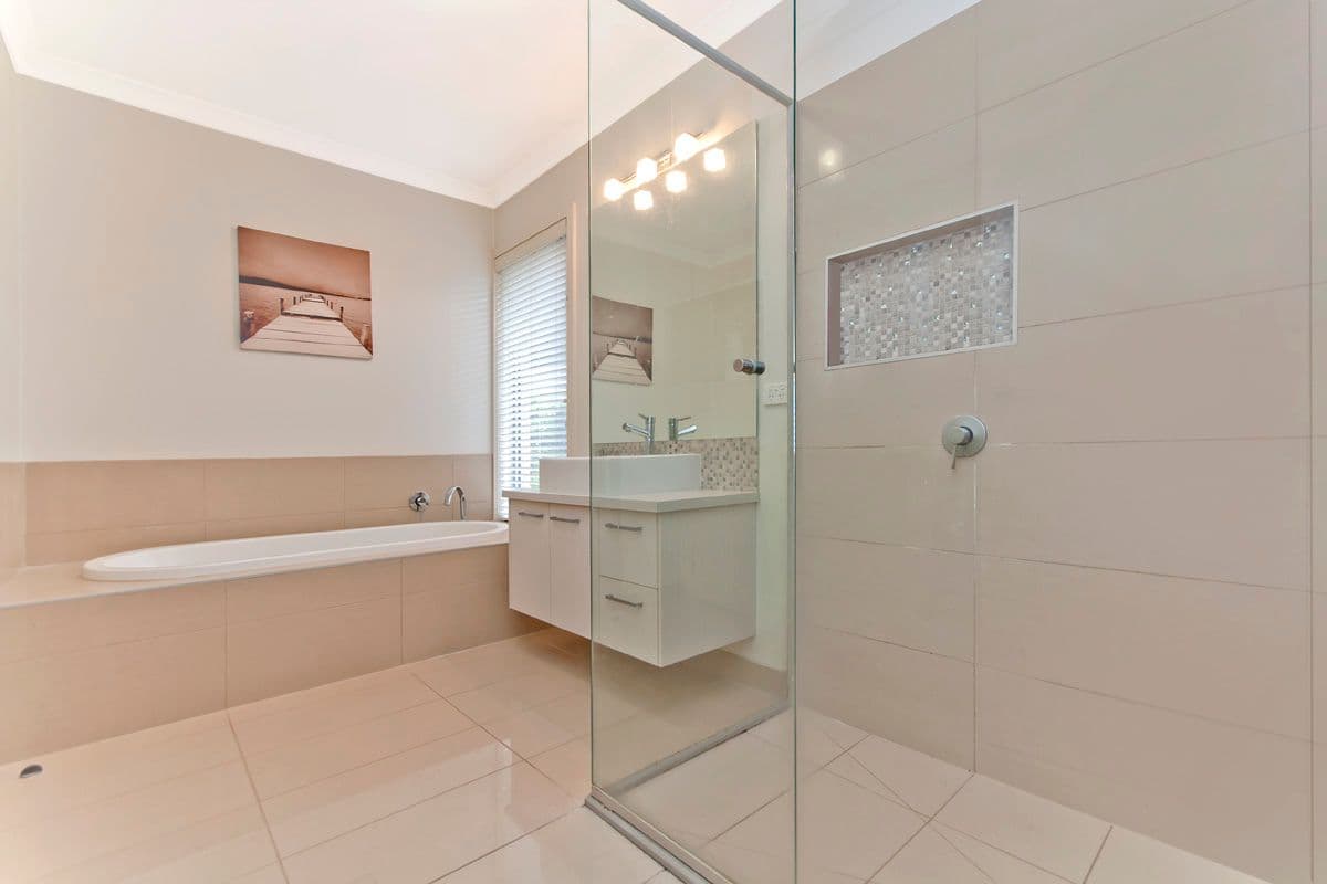 4 Heazlewood Road, Warrnambool VIC 3280, Warrnambool - Thumbnail 6