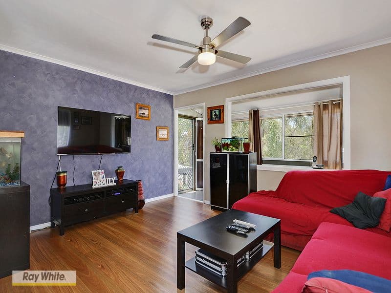 21 Wendy Crescent, CLONTARF QLD 4019, Clontarf - Thumbnail 3
