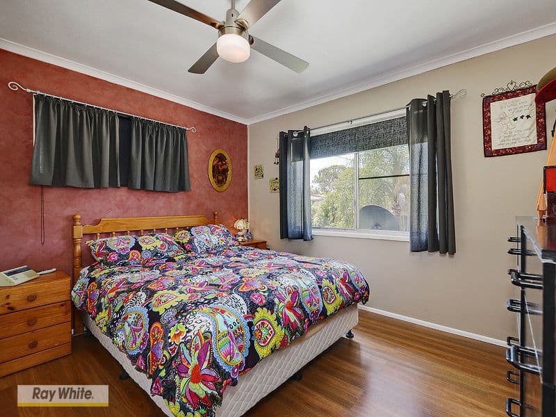 21 Wendy Crescent, CLONTARF QLD 4019, Clontarf - Thumbnail 6