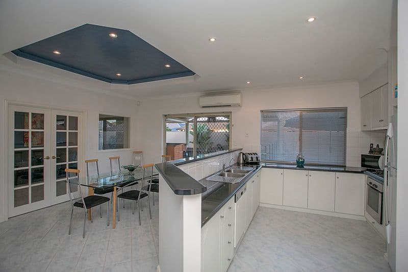 2 Limerick Loop, WATTLE GROVE WA 6107, Wattle Grove - Thumbnail 6