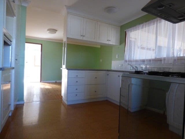 117 Miscamble Street, Roma QLD 4455, Roma - Thumbnail 4